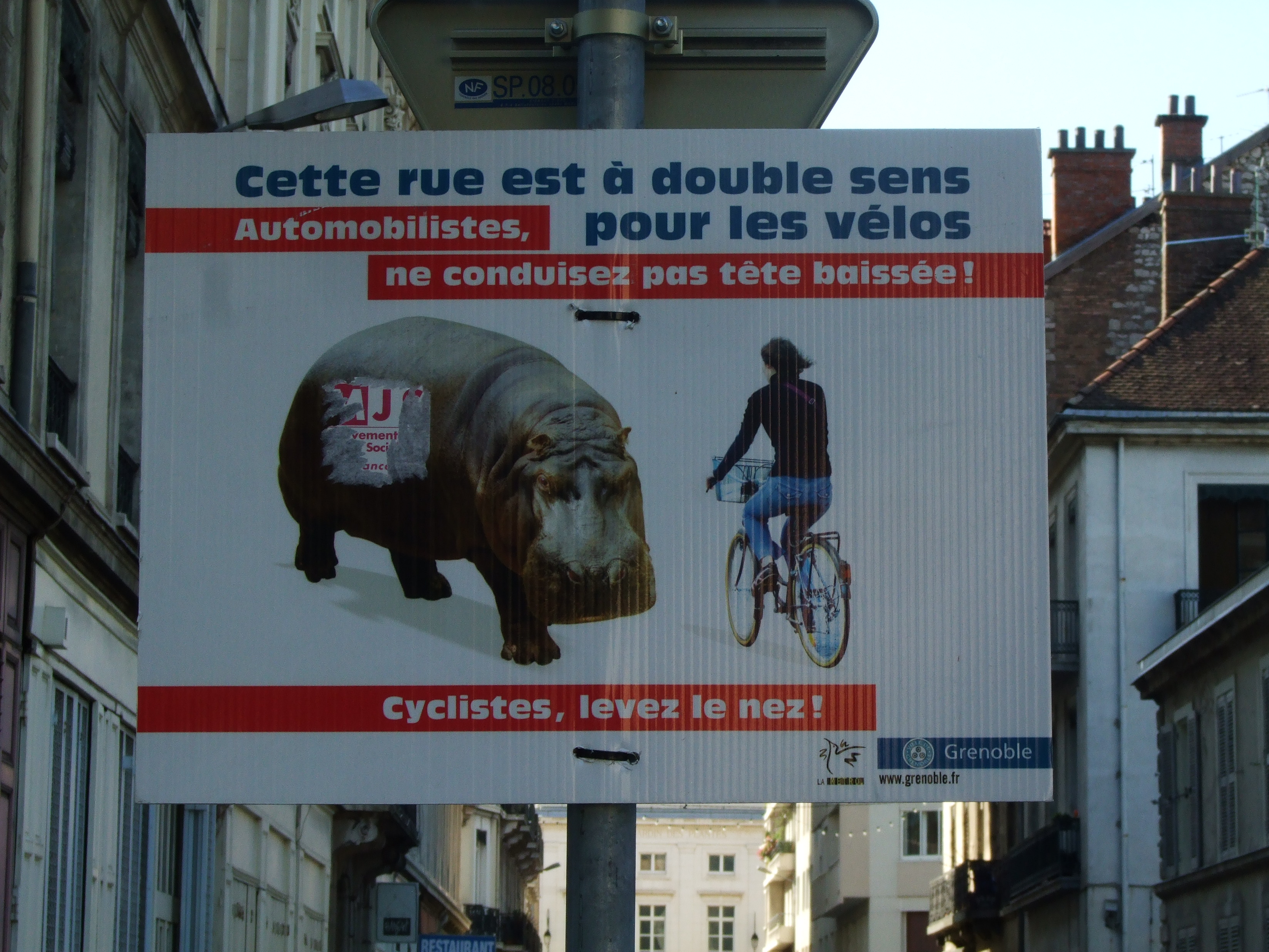 Sobre Ciclocalles y calles de “doble sentido ciclista”